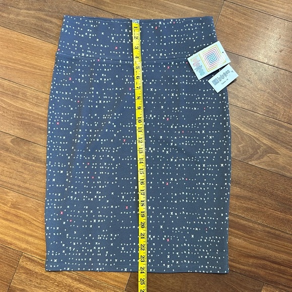 LuLaRoe Dresses & Skirts - LulaRoe Cassie Skirt